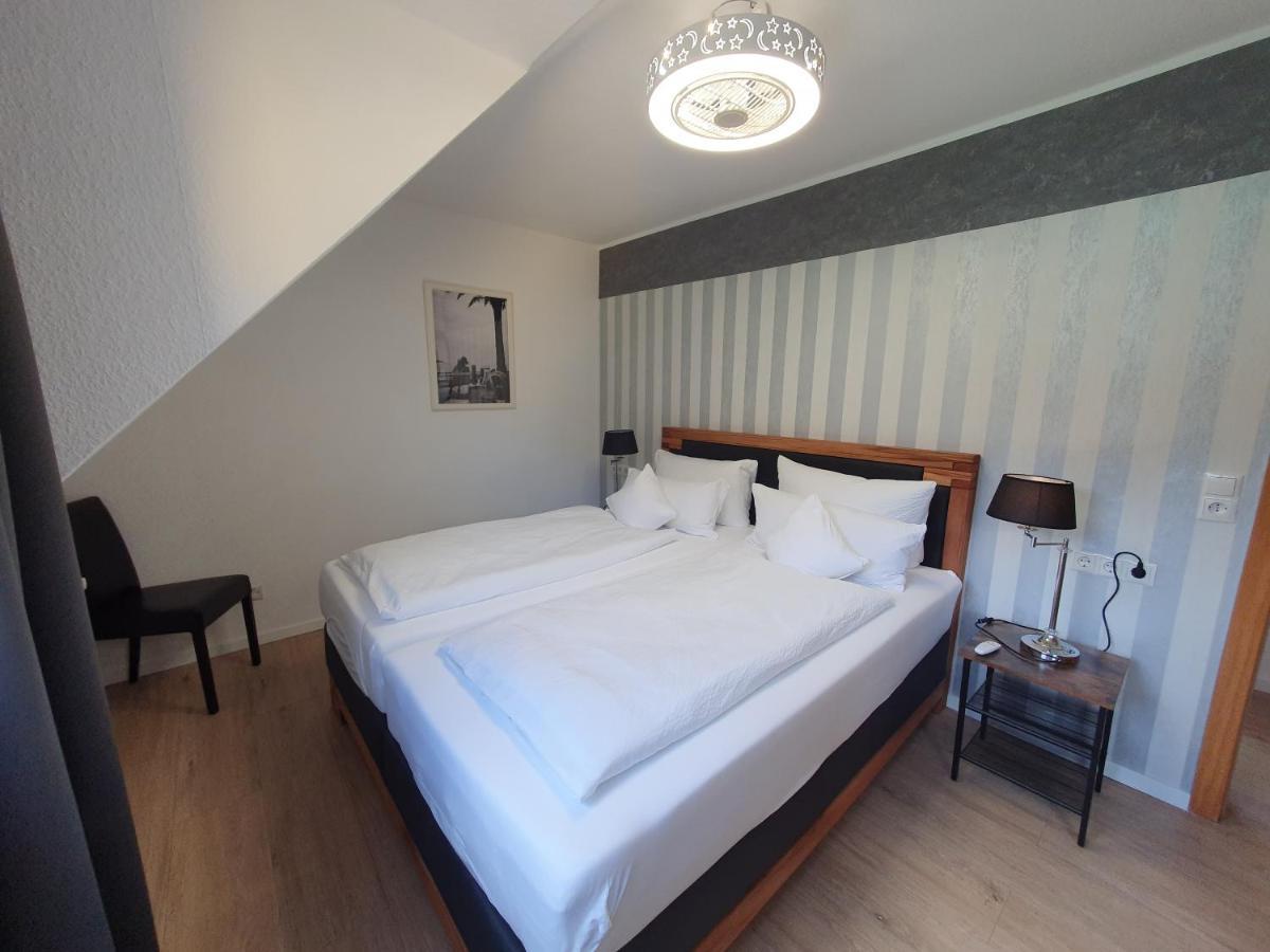 Gaestehaus Burgberg, Weinhaus Fries Kattenes Zewnętrze zdjęcie