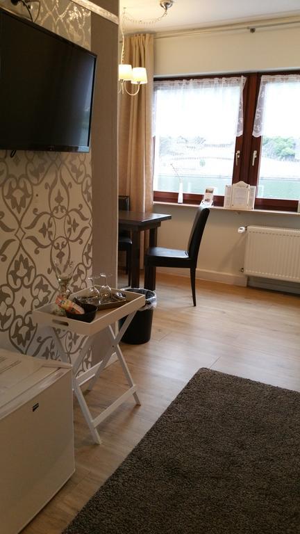 Gaestehaus Burgberg, Weinhaus Fries Kattenes Zewnętrze zdjęcie