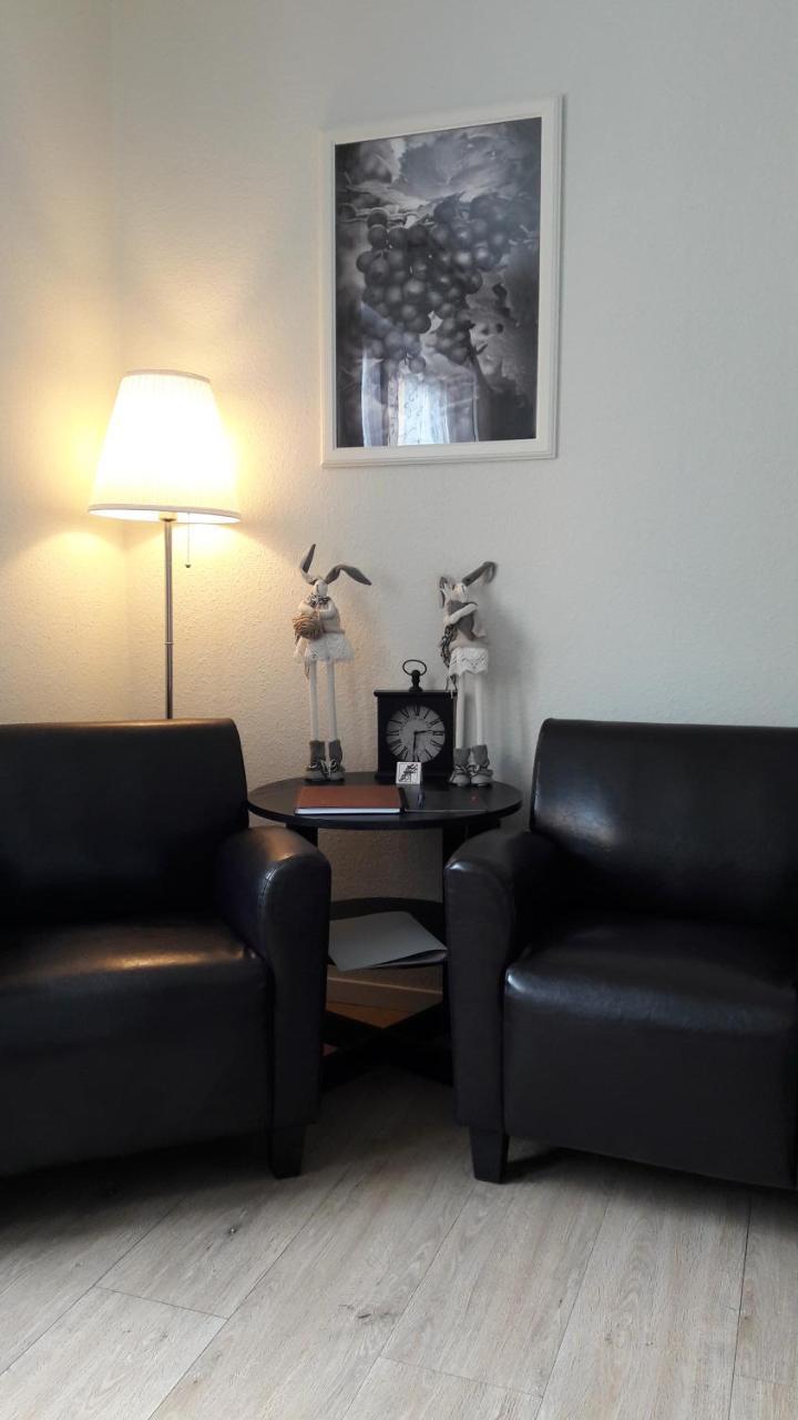 Gaestehaus Burgberg, Weinhaus Fries Kattenes Zewnętrze zdjęcie