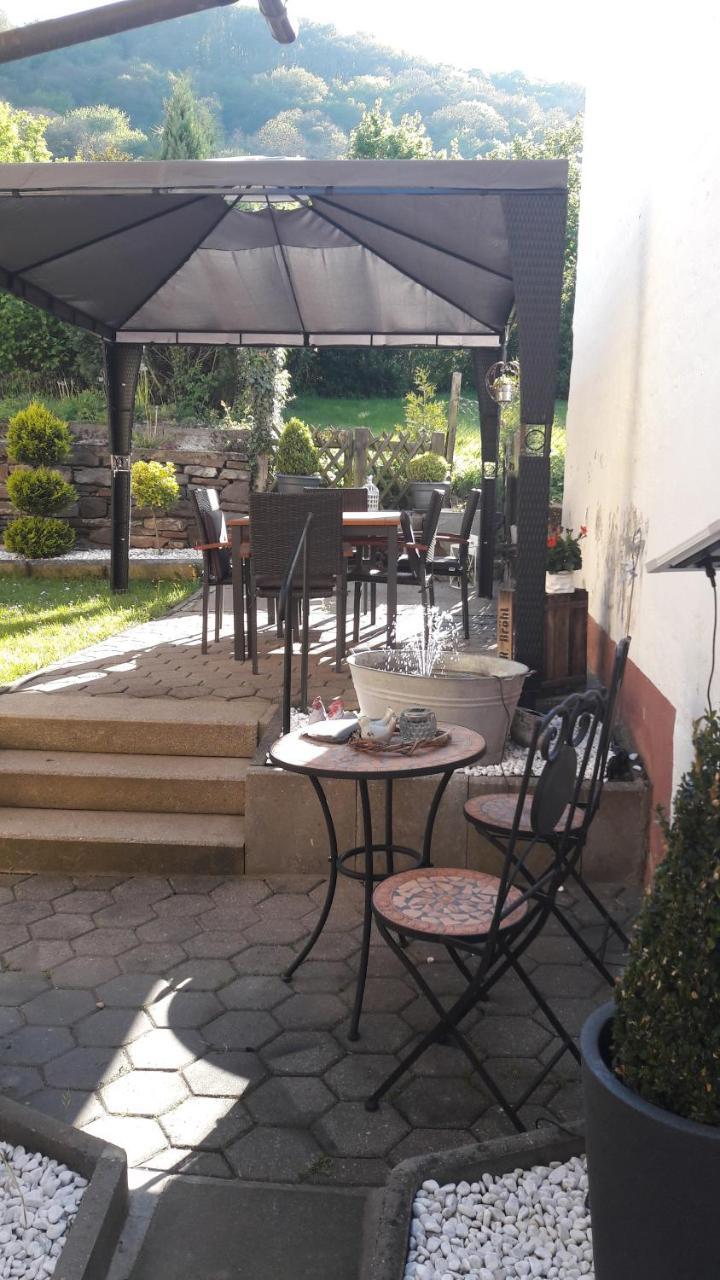 Gaestehaus Burgberg, Weinhaus Fries Kattenes Zewnętrze zdjęcie