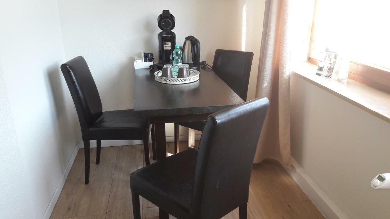 Gaestehaus Burgberg, Weinhaus Fries Kattenes Zewnętrze zdjęcie